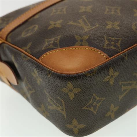 LOUIS VUITTON Monogram Compiegne 28 Bag .